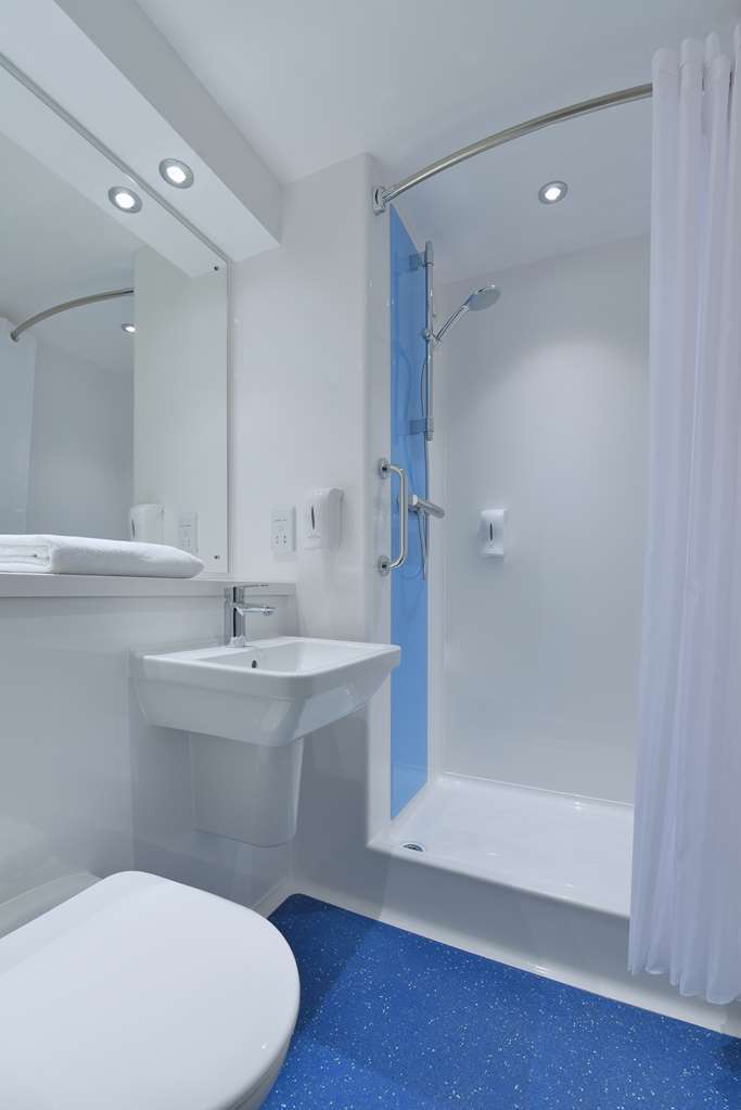 Travelodge Kingston Upon Thames Central London Bilik gambar